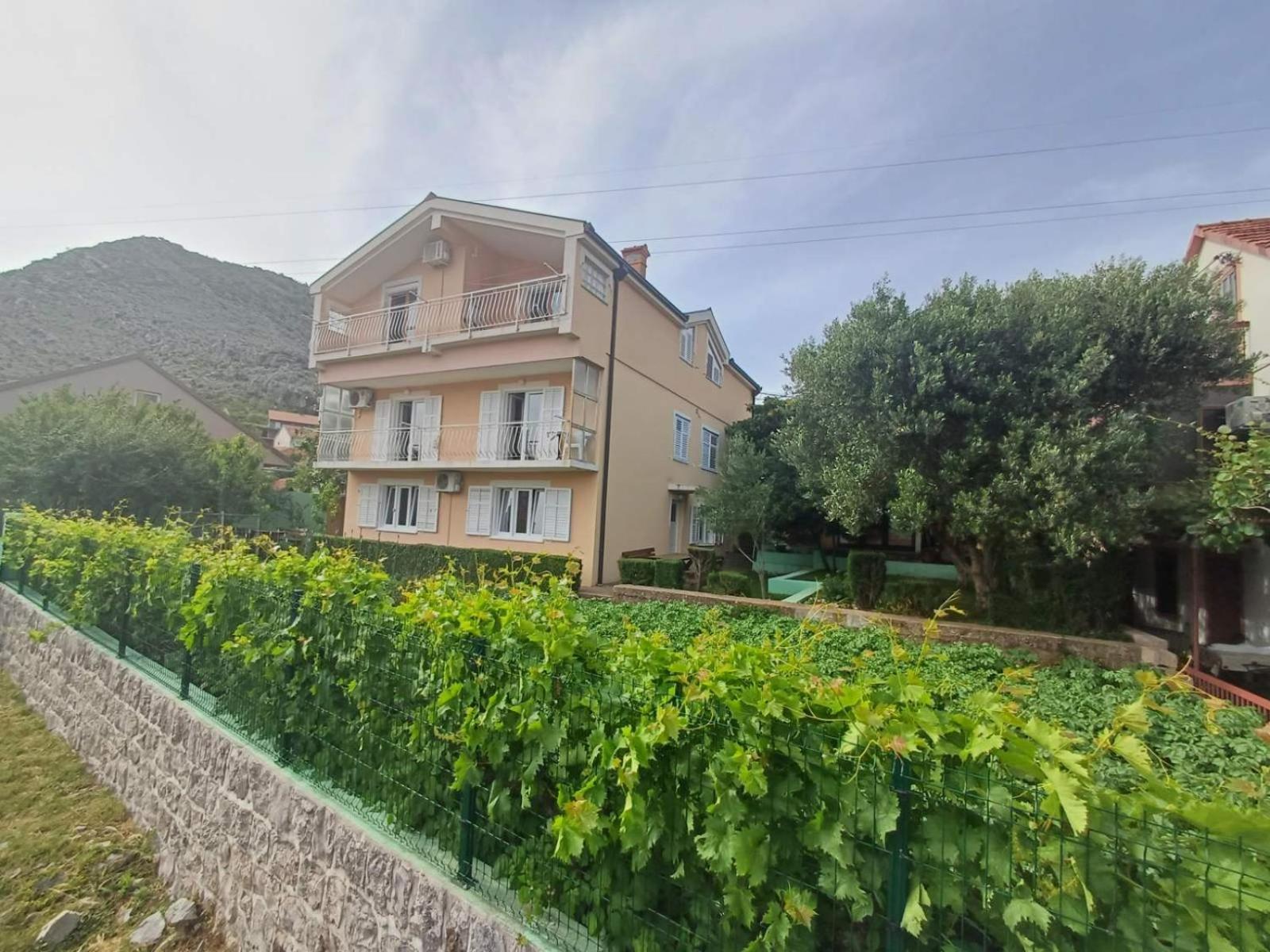 Apartments For Friends Τρέμπινιε Εξωτερικό φωτογραφία