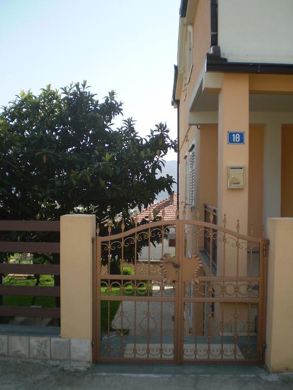 Apartments For Friends Τρέμπινιε Εξωτερικό φωτογραφία